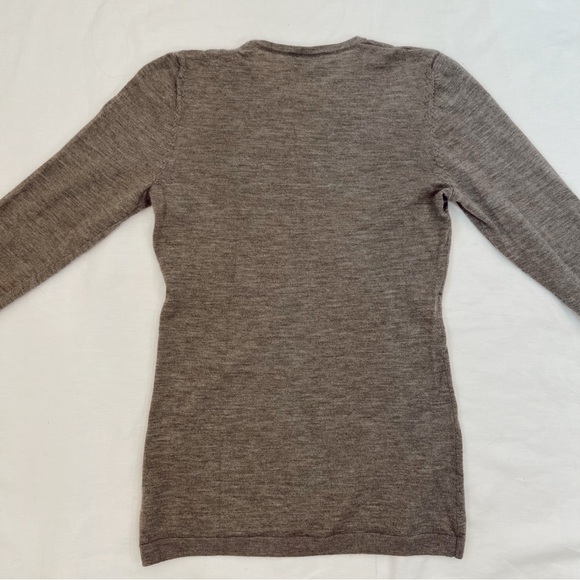Charlotte Brody Perfect Crewneck Cashmere Sweater - Picture 9 of 11